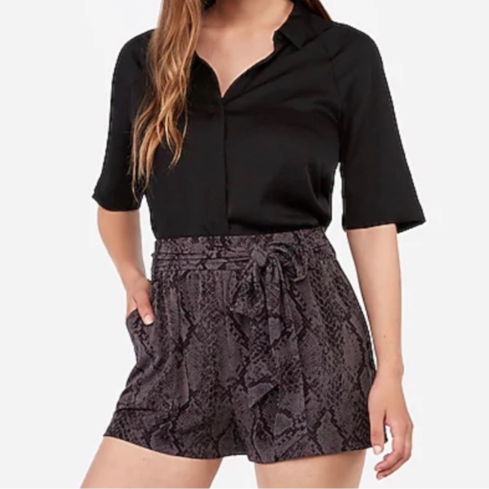 Express Snakeskin Flowy Shorts with Waist Tie Size XS